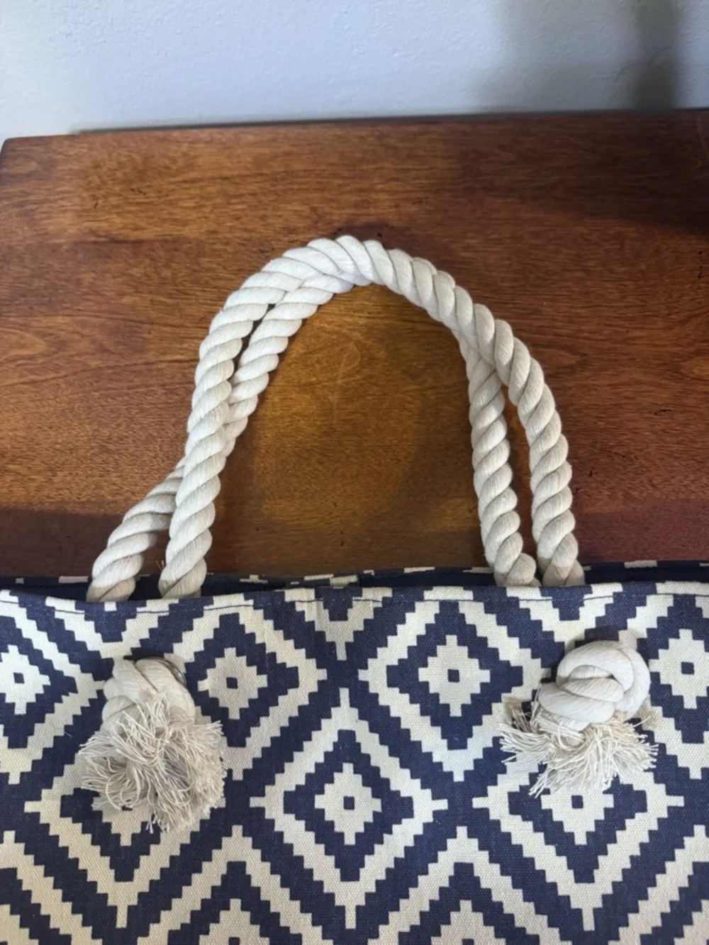 Summer & Rose Blue & White w/Geometric Print Beach Tote Bag w/Rope Handle